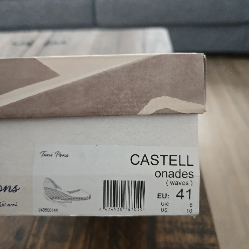 Toni Pons Costa Brava Collection Castell Waves Multicolor Espadrille Sandal. Siz